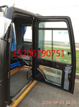 點(diǎn)擊查看詳細(xì)信息<br>標(biāo)題：三一SY215-9/SY-9型挖掘機(jī)駕駛室總成 帶內(nèi)飾線(xiàn)束 閱讀次數(shù)：3642
